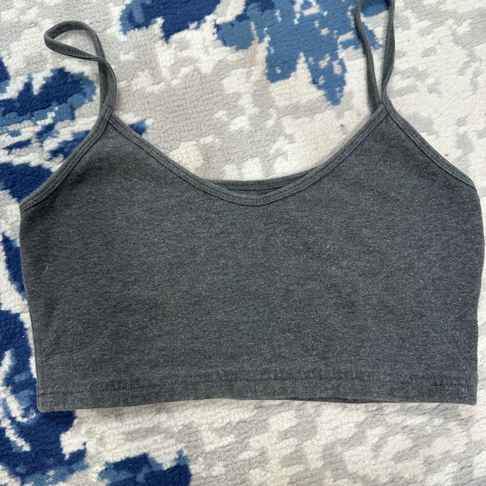 Brandy Melville Top
Dark Grey